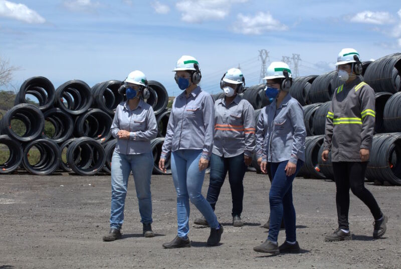 FORÇA FEMININA EM CRESCIMENTO NA ARCELORMITTAL