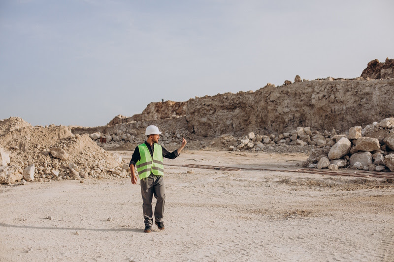 MITIGAÇÃO DOS IMPACTOS AMBIENTAIS NA ATIVIDADE MINERAL