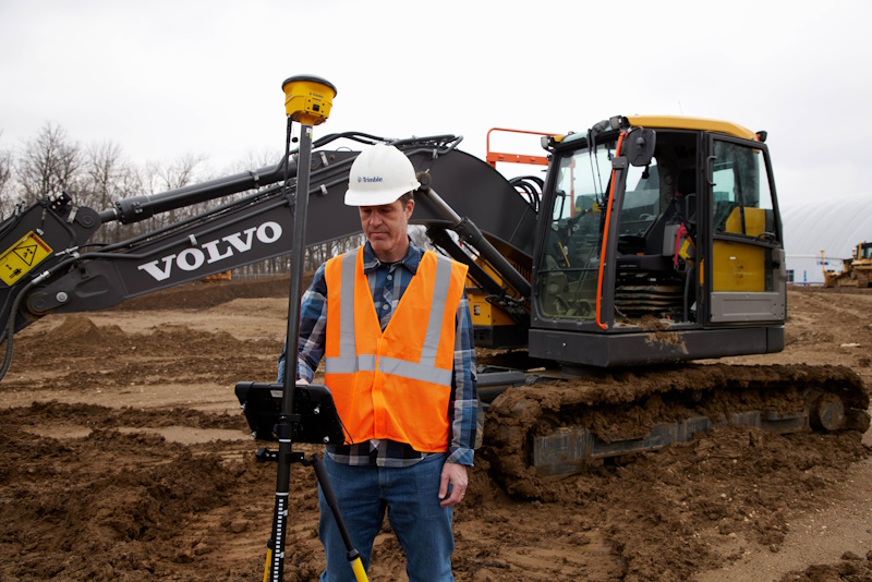 TRIMBLE LANÇA MÓDULO DE INTELIGÊNCIA PARA ESCAVADEIRAS